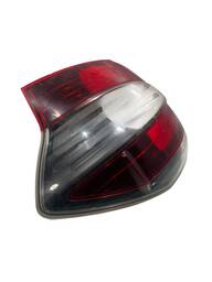 LANTERNA TRASEIRA ESQUERDA MOBI 2017/