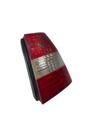 LANTERNA TRASEIRA DIREITA POLO SEDAN 2003 A 2006 (CANTO)