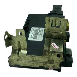 MODULO FUSIVEL PORTA MALAS MB C180 MERCEDES-BENZ 2004 2010
