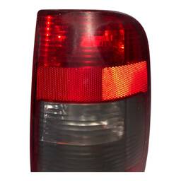 LANTERNA TRASEIRA DIREITA BLAZER 2001 A 2008 