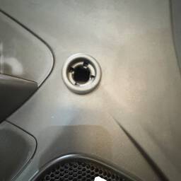 FORRO PORTA TRASEIRA MANUAL ESQUERDA ORIGINAL FIAT ARGO