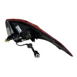 LANTERNA TRASEIRA ESQUERDA CRETA 2017 A 2024 S/ LED (CANTO)