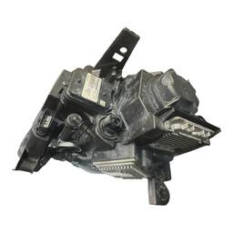 FAROL DIREITO GRAND CHEROKEE 2014 2015 A 2021 DETALHE