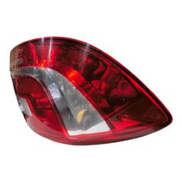 LANTERNA TRASEIRA ESQUERDA SANDERO 2015 2016 A 2020