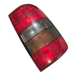 LANTERNA TRASEIRA ESQUERDA BLAZER 1995 1996 A 2001 TRICOLOR