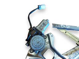 MÁQUINA DE VIDRO PORTA DIANTEIRA DIREITA PAJERO TR4 03 A 15