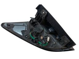 LANTERNA TRASEIRA DIREITA HR-V 2016 A 2017 (CANTO) ORIGINAL