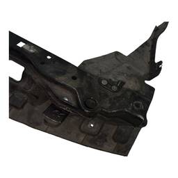 DEFLETOR/SUPORTE INFERIOR PARACHOQUE TRACKER 2014 A 2019