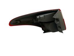 LANTERNA TRASEIRA DIREITA HB20 HATCH 2013 A 2019 (CANTO)