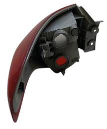 LANTERNA TRASEIRA DIREITA HB20 HATCH 2013 A 2019 (CANTO)