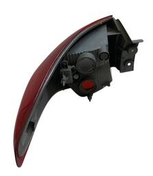 LANTERNA TRASEIRA DIREITA HB20 HATCH 2013 A 2019 (CANTO)