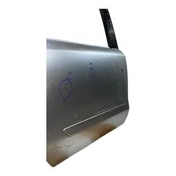 PORTA TRASEIRA DIREITA LIVINA 2010 A LIVINA 2010 2011 A 2014