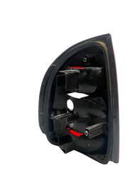 LANTERNA TRASEIRA DIREITA CORSA CLASSIC 2000 A 2010 FUME