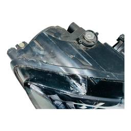 FAROL DIREITO JETTA 2011 A 2018 C/ LED USADO PARALELO 