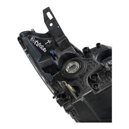 FAROL ESQUERDO KICKS 2017 A 2021 S/ LED C/DETALHE