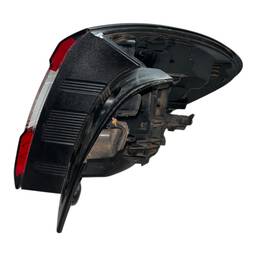 LANTERNA TRASEIRA ESQUERDA CAPTUR 2017 2018 A 2024 (CANTO)