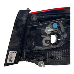 LANTERNA TRASEIRA ESQUERDA CRUZE 2017 A 2023 SEDAN (CANTO)