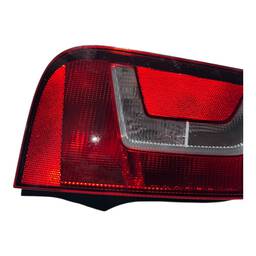 LANTERNA TRASEIRA ESQUERDA UP 2014 A 2017