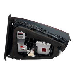 LANTERNA TRASEIRA ESQUERDA JETTA 2015 A 2018 (MALA) S/ LED