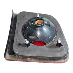 LANTERNA TRASEIRA DIREITA POLO SEDAN 2007 2008 A 2014 (MALA)