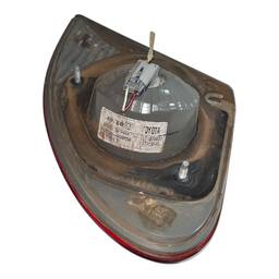 LANTERNA TRASEIRA ESQ COROLLA 2003 A 2008 (MALA) RÉ CRISTAL