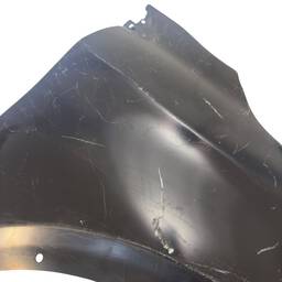 PARALAMA DIREITO COM FUROS ORIGINAL FIAT ARGO HGT TREEKING