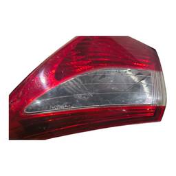 LANTERNA TRASEIRA DIREITA HB20 HATCH 2013 A 2019 (CANTO)