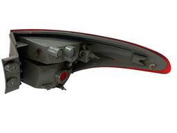 LANTERNA TRAS ESQ HB20 HATCH 2013 A 2019 (CANTO) ORIGINAL