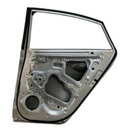 PORTA TRASEIRA DIREITA HB20 SEDAN 2013 2014 A 2019