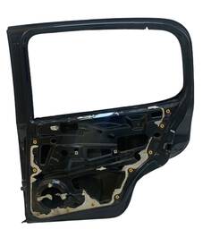 PORTA TRASEIRA DIREITA UNO 2011 A 2021 S/ FURO MOLDUR