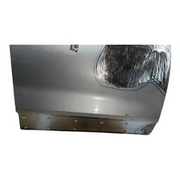 PORTA DIANTEIRA DIREITA TRACKER 2014 A 2019