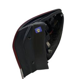 LANTERNA TRASEIRA ESQ PALIO ADVENTURE WEE 2009 A 2020(CANTO)