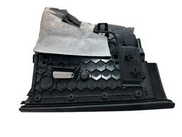 TAMPA PORTA LUVAS BMW SÉRIE 3 F30/31/80 2013 2014 A 2018