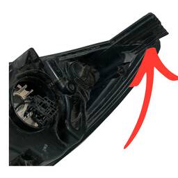 FAROL DIREITO FOCUS 2014 A 2015