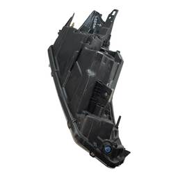 FAROL ESQUERDO KICKS 2017 A 2021 S/ LED C/DETALHE