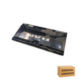 TAMPA TRASEIRA ORIGINAL RAM RAMPAGE 2023 A 2025 DETALHE