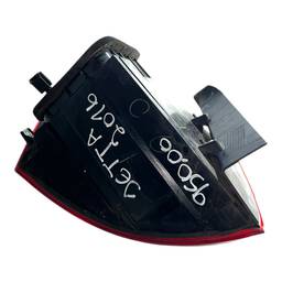 LANTERNA TRASEIRA DIREITA JETTA 2015 A 2018 (CANTO) C/ LED