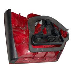 LANTERNA TRASEIRA DIREITA JETTA 2011 A 2014 (MALA) S/ LED