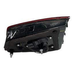 LANTERNA TRASEIRA ESQUERDA JETTA 2015 A 2018 (MALA) C/ LED