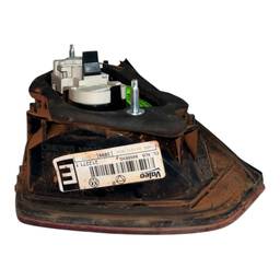 LANTERNA TRASEIRA ESQUERDA VOYAGE G6 G7 (MALA)