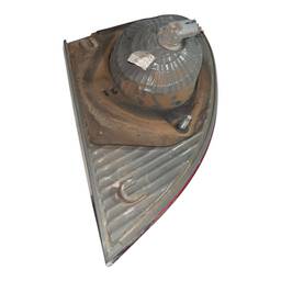 LANTERNA TRASEIRA ESQ COROLLA 2003 A 2008 (MALA) RÉ CRISTAL