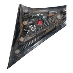 LANTERNA TRASEIRA ESQUERDA KICKS 2017 2018 A 2021 (MALA)