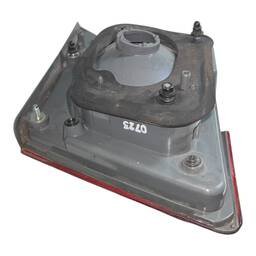 LANTERNA TRASEIRA DIREITA CRUZE 2012 A 2016 SEDAN (MALA)