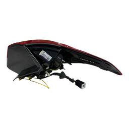 LANTERNA TRASEIRA ESQUERDA CRETA 2017 A 2024 S/ LED (CANTO)