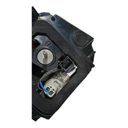 LANTERNA TRASEIRA DIREITA PEUGEOT 3008 2017/ (MALA)