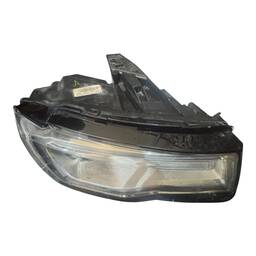 FAROL DIREITO GRAND CHEROKEE 2014 2015 A 2021 DETALHE