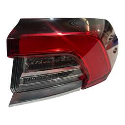 LANTERNA TRASEIRA DIREITA COROLLA 2020/ (CANTO) C/ LED