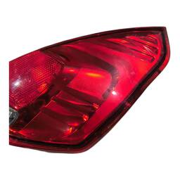 LANTERNA TRASEIRA DIREITA NEW FIESTA HATCH 2013 A 2019