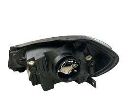 FAROL DIREITO GOL VOYAGE G7 FRISO PRETO ORIGINAL 