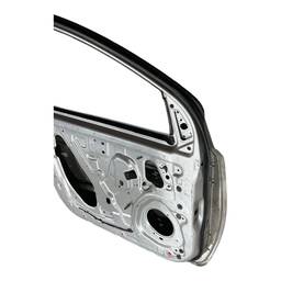 PORTA DIANTEIRA ESQUERDA LIVINA 2009 A 2014